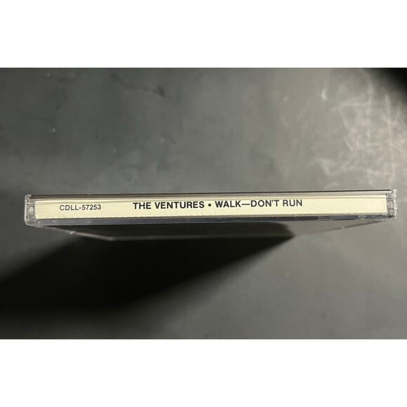 The Ventures Walk-Don’t Run CD 1989 All-Time Greatest Hits Surf Rock EMI Capitol - Picture 3 of 6